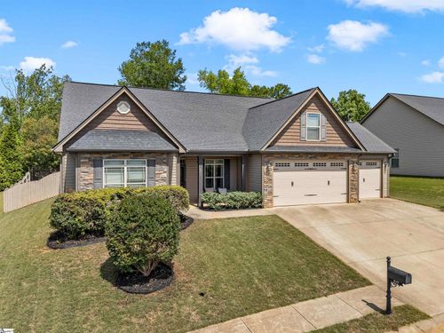 831 Culverhouse Rd, Boiling Springs, SC, 29316-6168 | Card Image