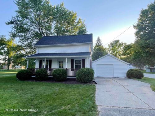 315 Floyd St, Coleman, MI, 48618-8925 | Card Image