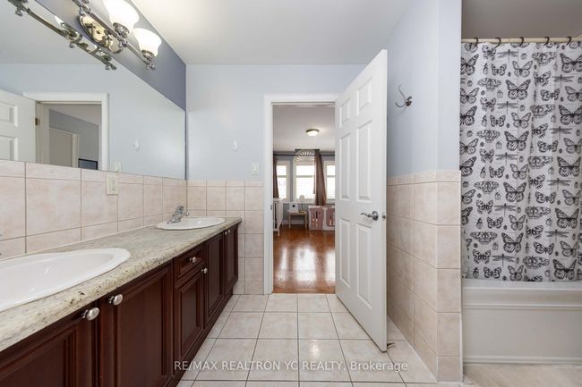 19 Wadena Crt, House other with 8 bedrooms, 7 bathrooms and 4 parking in Scarborough ON | Image 25