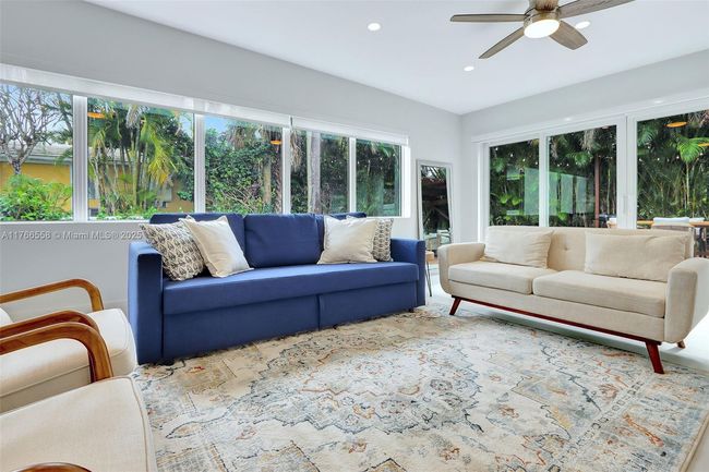 646 Ne 114 Th St, House other with 3 bedrooms, 2 bathrooms and null parking in Biscayne Park FL | Image 19