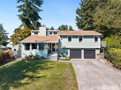 7523 30th Street W, University Place, WA, 98466 | Card Image
