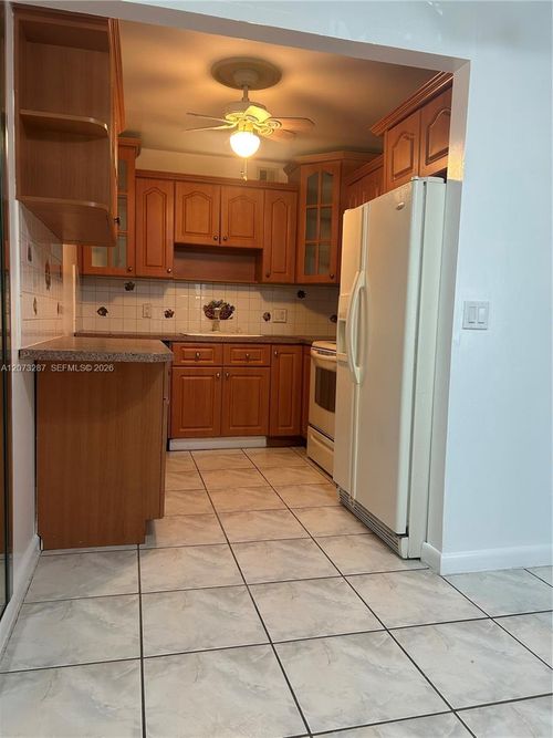109c-1401 Sw 134th Way, Pembroke Pines, FL, 33027-6418 | Card Image