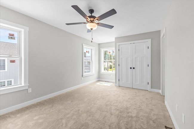 27 Gardner Lane, Condo with 2 bedrooms, 3 bathrooms and null parking in Waterbury VT | Image 16