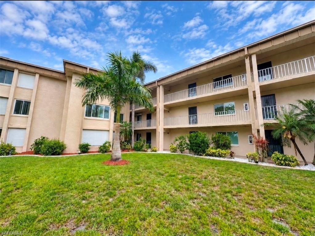 Residential Lease in FORT MYERS