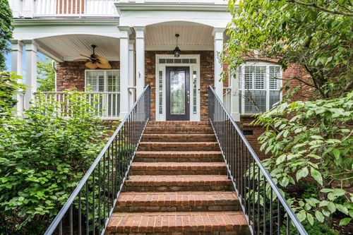 3005 Coral Bell Ln, Franklin, TN, 37067-8659 | Card Image