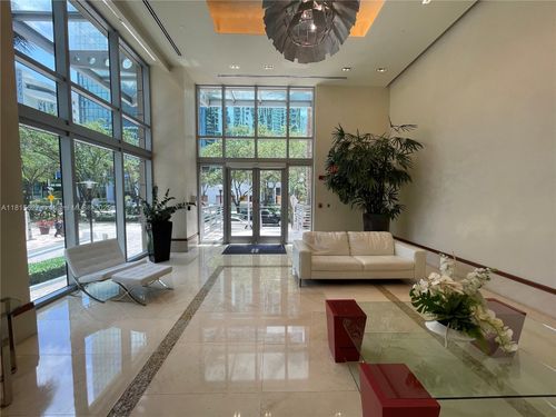 apt-4015-1060 Brickell Ave, Miami, FL, 33131-3928 | Card Image
