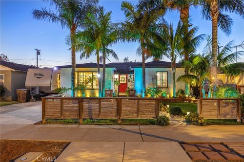 509 S Seaward Ave, Ventura, CA, 93003-4520 | Card Image