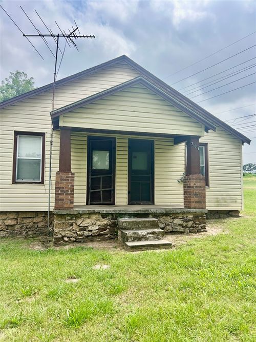 708 Morse St, Denton, TX, 76205-7923 | Card Image