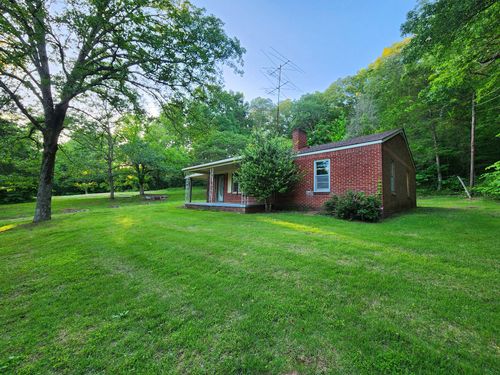 9558 Mount Carmel Rd, Decaturville, TN, 38329-5404 | Card Image