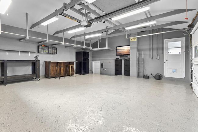 Epoxied floors make for easy cleanup! | Image 15