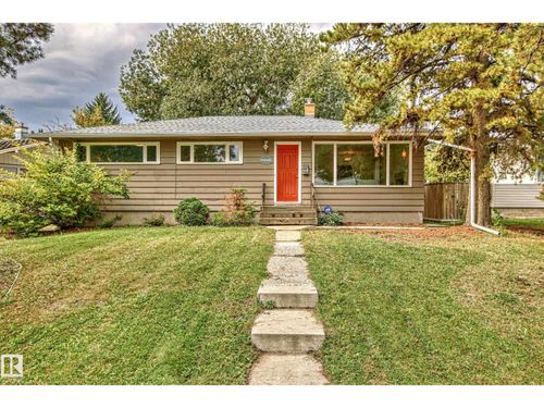 9210 157 St Nw, Edmonton, AB, T5R2B1 | Card Image