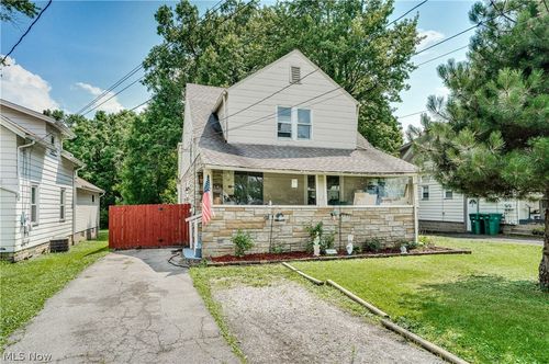 15 Massachusetts Ave, Poland, OH, 44514-1636 | Card Image