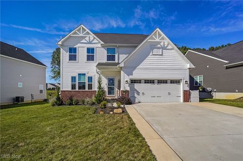 2105 Sugar Maple Dr, Kent, OH, 44240-5627 | Card Image