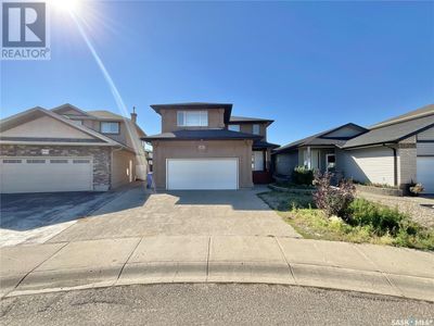 1007 Gull Rd, House other with 6 bedrooms, 4 bathrooms and null parking in Regina SK | Image 2