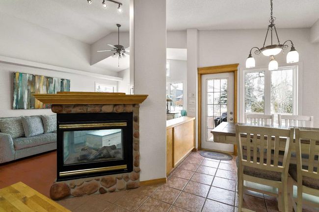 9 Chaparral Cove Se, House other with 4 bedrooms, 3 bathrooms and 4 parking in Calgary AB | Image 11