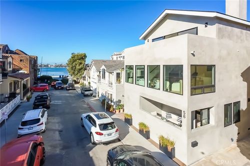 58 66th Pl, Long Beach, CA, 90803-4513 | Card Image