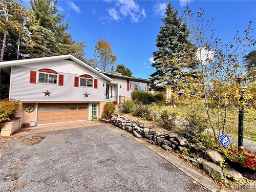 1700 Southwestern Blvd, West Seneca, NY, 14224-4523 | Card Image