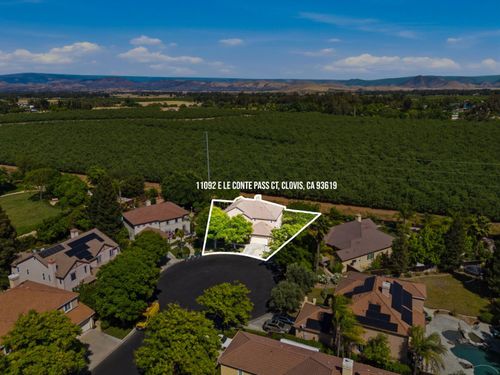 11092 Le Conte Pass Ct, Clovis, CA, 93619 | Card Image
