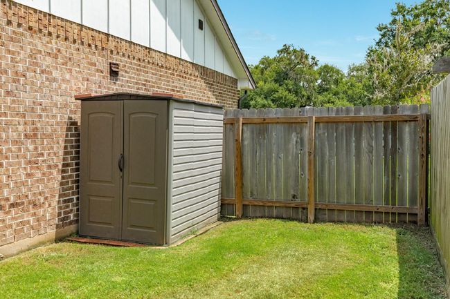 2234 Lake Forrest Dr, House other with 4 bedrooms, 2 bathrooms and 2 parking in West Columbia TX | Image 30