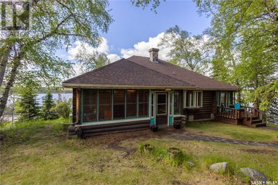 206 Prospect Dr, House other with 4 bedrooms, 2 bathrooms and null parking in Waskesiu Lake SK | Image 2