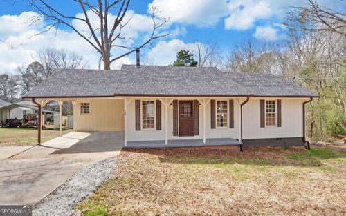 704 Skyline Dr, Toccoa, GA, 30577-3438 | Card Image