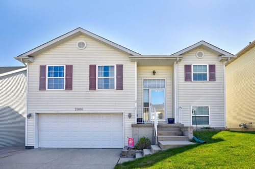 2988 Park Pl, Norwalk, IA, 50211-3200 | Card Image