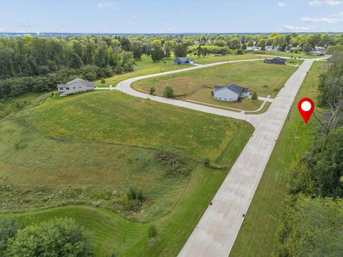 854 9th Ave N, Clinton, IA, 52732-3593 | Card Image