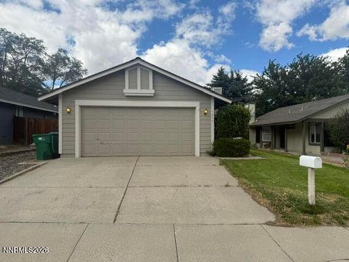 6235 Chesterfield Lane, Reno, NV, 89523 | Card Image