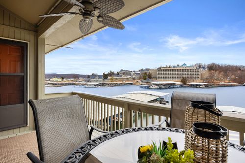 414-6570 Pelican Dr, OSAGE BEACH, MO, 65065-5110 | Card Image