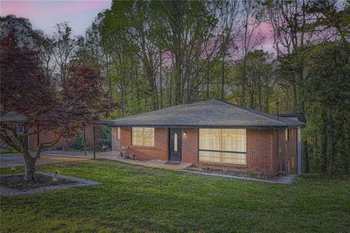2875 Oldknow Dr Nw, ATLANTA, GA, 30318-7242 | Card Image