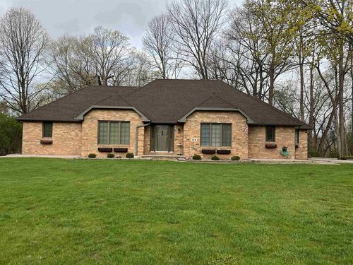 104 Wulgaert Way, Combined Locks, WI, 54113 | Card Image