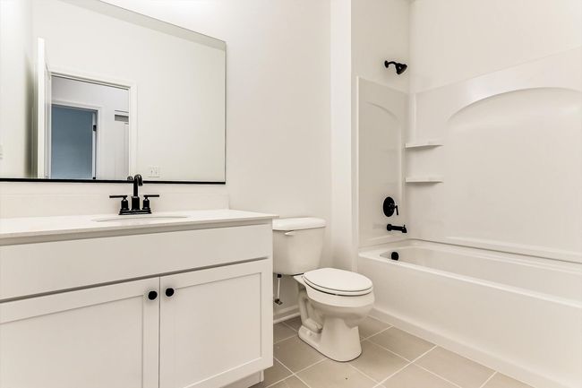271 Kingsport Dr, Townhouse with 3 bedrooms, 3 bathrooms and 2 parking in South Elgin IL | Image 24