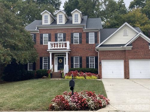 8403 Tintinhull Ln, Waxhaw, NC, 28173-6589 | Card Image