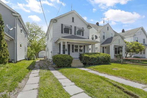 3822 Torrance Dr, Toledo, OH, 43612-1123 | Card Image
