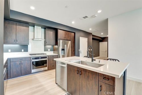 2536 Nolita, Irvine, CA, 92612-8549 | Card Image