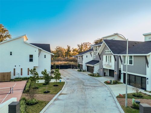 7607 Victory, Houston, TX, 77049 | Card Image