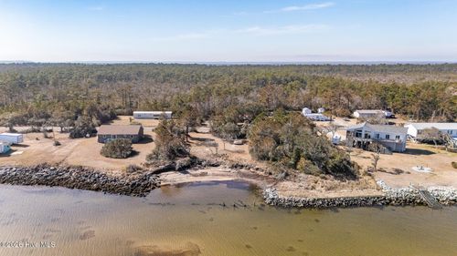429 Lola Rd, Cedar Island, NC, 28520-9640 | Card Image