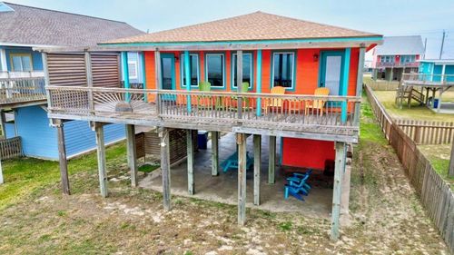 1034 Blue Water Hwy, Surfside Beach, TX, 77541-9826 | Card Image