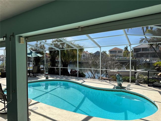 6319 Cocoa Ln, House other with 4 bedrooms, 2 bathrooms and null parking in APOLLO BEACH FL | Image 35