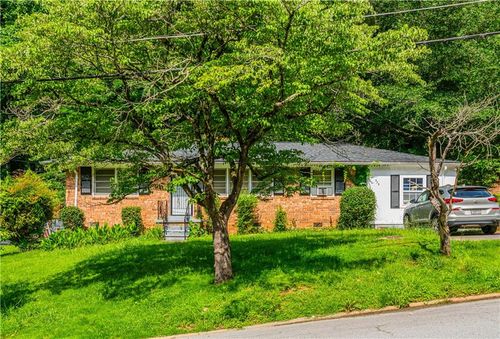 379 Utoy Circle Sw, Atlanta, GA, 30331 | Card Image