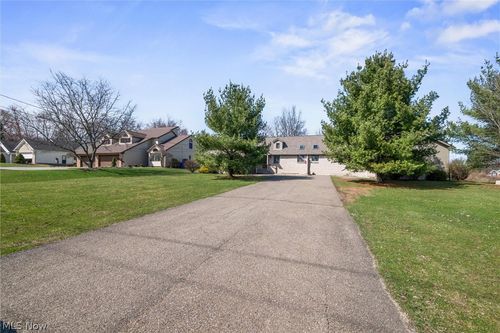 3580 E Western Reserve Rd, Poland, OH, 44514-2849 | Card Image