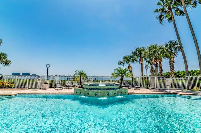 5301 Bay Club Cir, Condo with 1 bedrooms, 1 bathrooms and null parking in TAMPA FL | Image 37