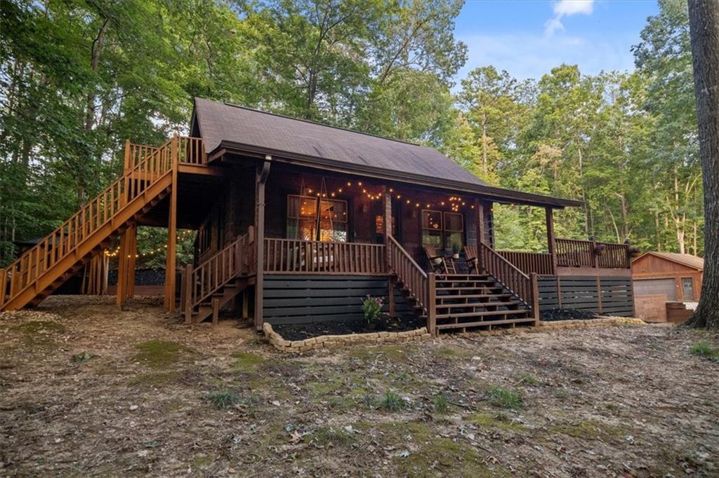 Twin Mountain Lake Cir, Talking Rock, GA 30175