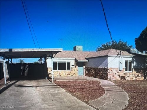 na-102 Continental Ave, Henderson, NV, 89015-5207 | Card Image