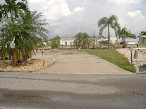 4932 Gulfgate Ln, St. James City, FL, 33956 | Card Image