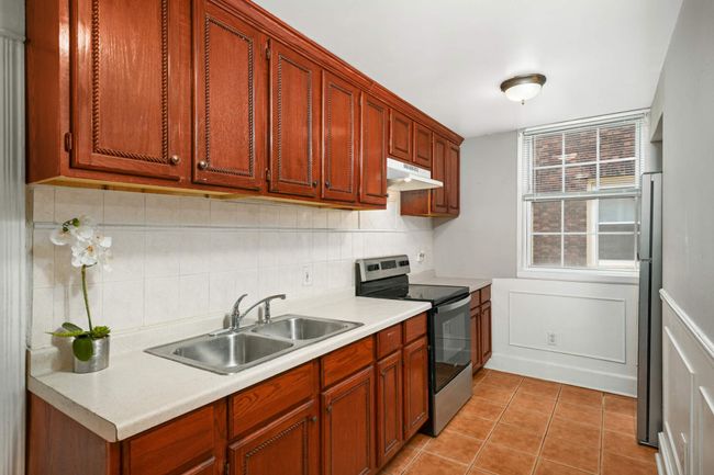 Unit 1 - Main Level - Kitchen | Image 4
