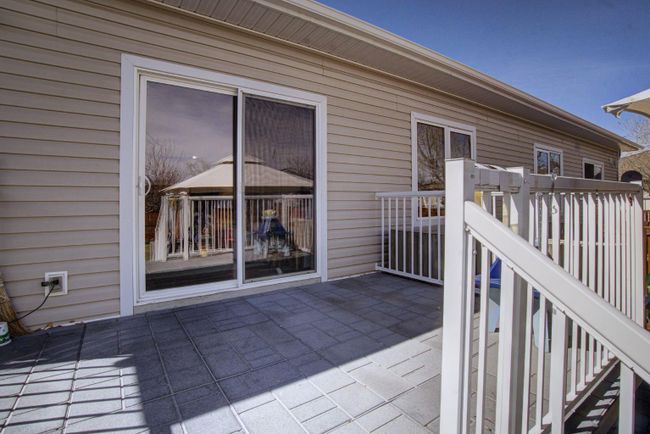 4 Skyline Mews, Home with 3 bedrooms, 2 bathrooms and 3 parking in Claresholm AB | Image 47