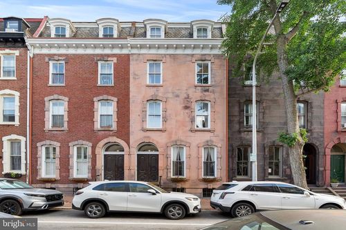 2310-c-2308-10 Spruce St, PHILADELPHIA, PA, 19103 | Card Image