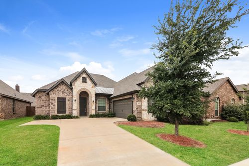 111 Balsam Dr, Red Oak, TX, 75154-0195 | Card Image