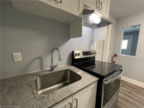 7-45 Carrick Ave, Hamilton, ON, L8M2W4 | Card Image
